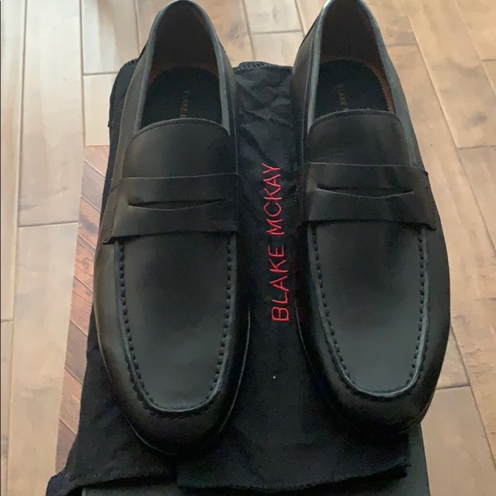 Blake McKay Skyler Black Loafer - Picture 2 of 11